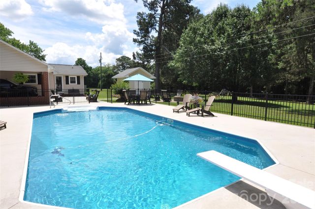 1834 Josie Road, Blackstock, SC 29014