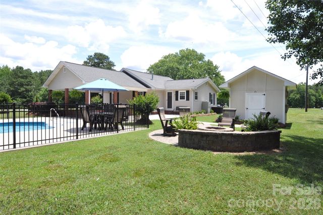1834 Josie Road, Blackstock, SC 29014