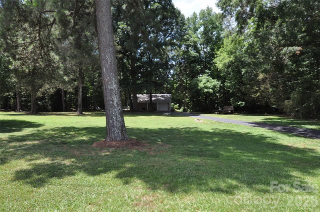 1834 Josie Road, Blackstock, SC 29014