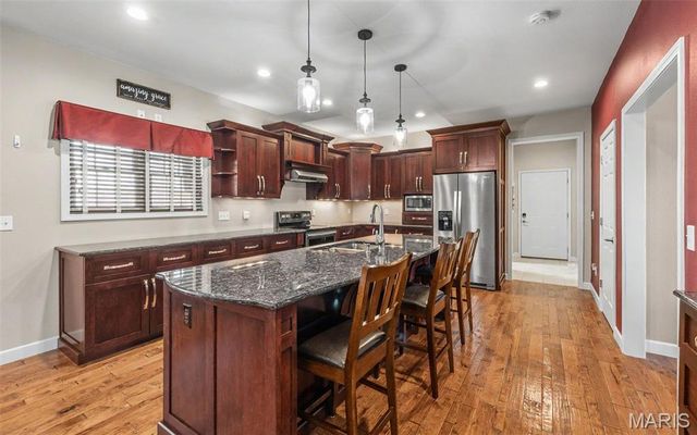 447 County Road 4185, Salem, MO 65560