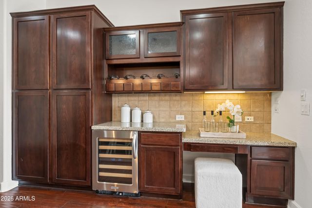 1725 W BURNSIDE Trail, Phoenix, AZ 85085