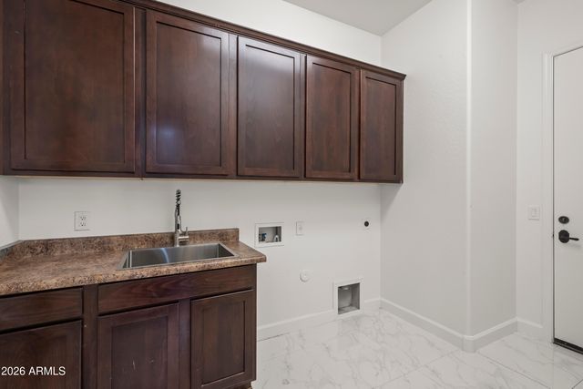 1725 W BURNSIDE Trail, Phoenix, AZ 85085