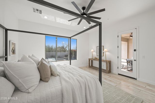 1725 W BURNSIDE Trail, Phoenix, AZ 85085