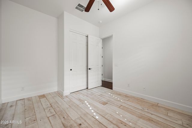 1725 W BURNSIDE Trail, Phoenix, AZ 85085