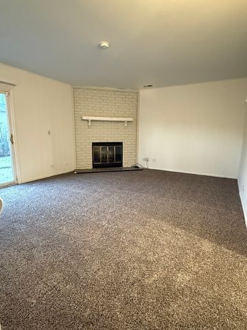 252 Yellow Pine Drive, Bolingbrook, IL 60440