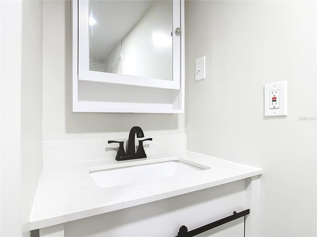 265 NEWCOMB STREET, New Smyrna Beach, FL 32168