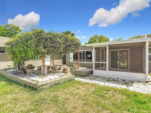 265 NEWCOMB STREET, New Smyrna Beach, FL 32168