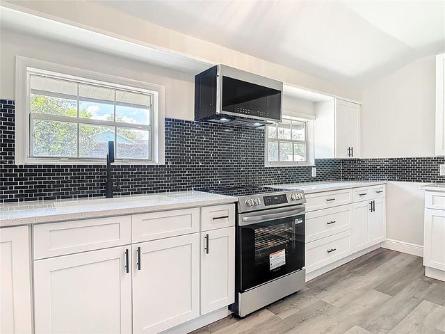 265 NEWCOMB STREET, New Smyrna Beach, FL 32168