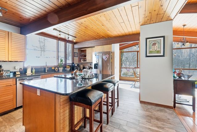 1023 North Woodstock Rd, Southbridge, MA 01550