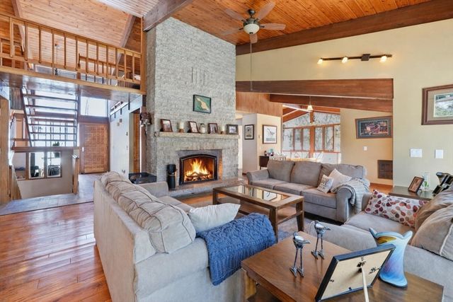 1023 North Woodstock Rd, Southbridge, MA 01550