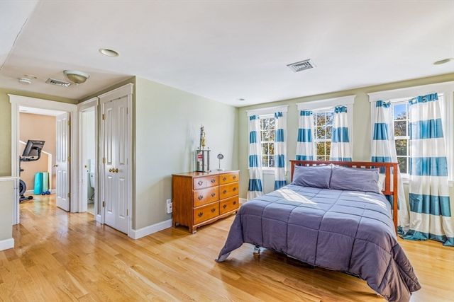 24 Brow Ave, Braintree, MA 02184