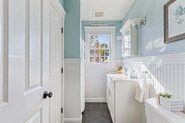 24 Brow Ave, Braintree, MA 02184