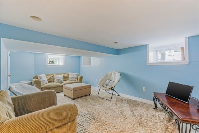 24 Brow Ave, Braintree, MA 02184