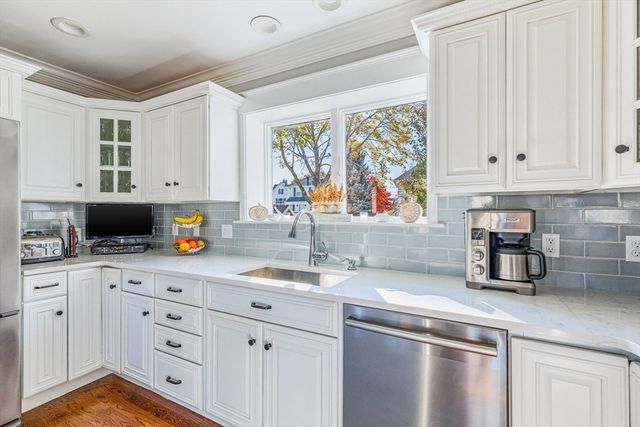 24 Brow Ave, Braintree, MA 02184