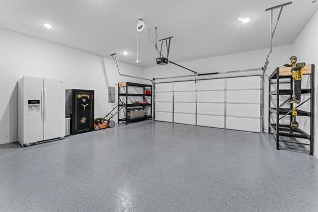 2915 S Cobalt Avenue, Fayetteville, AR 72701