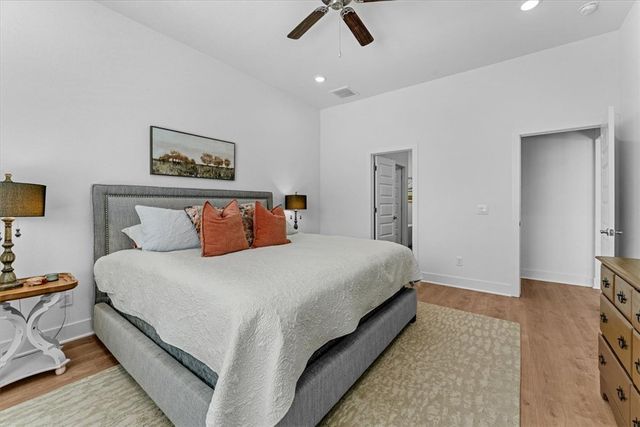 2915 S Cobalt Avenue, Fayetteville, AR 72701