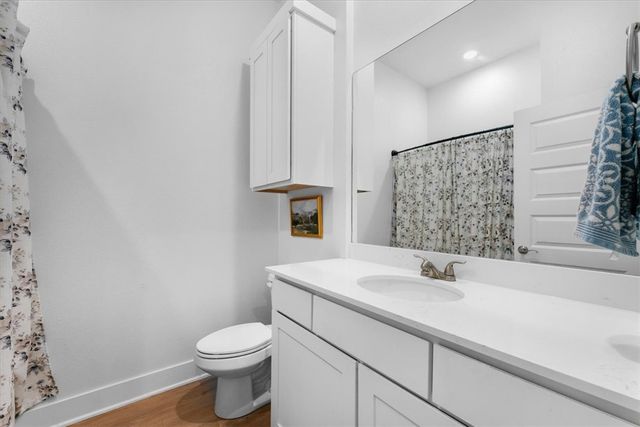 2915 S Cobalt Avenue, Fayetteville, AR 72701