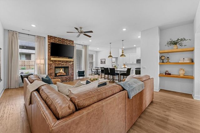 2915 S Cobalt Avenue, Fayetteville, AR 72701
