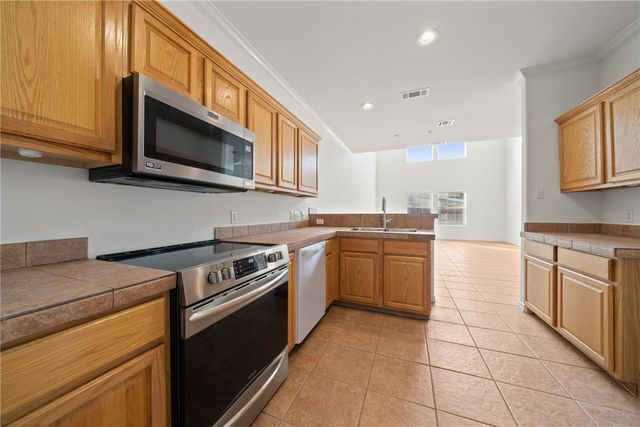 14861 S Padre Island Dr 113, Corpus Christi, TX 78418