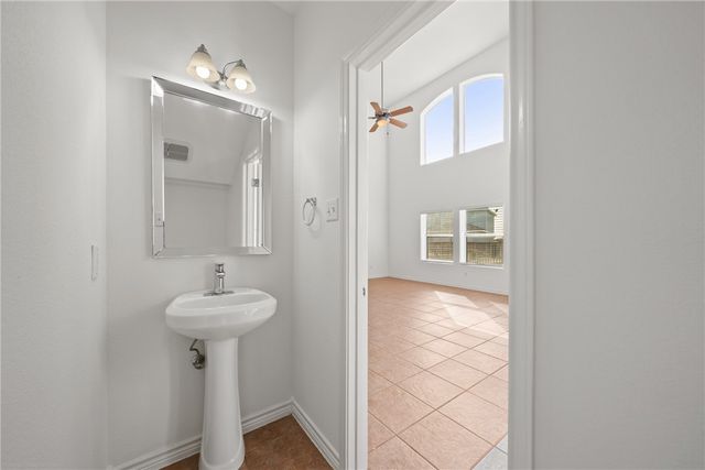 14861 S Padre Island Dr 113, Corpus Christi, TX 78418