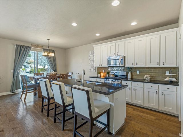 14829 S CLEAR WATER DR, Herriman, UT 84096