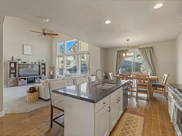 14829 S CLEAR WATER DR, Herriman, UT 84096