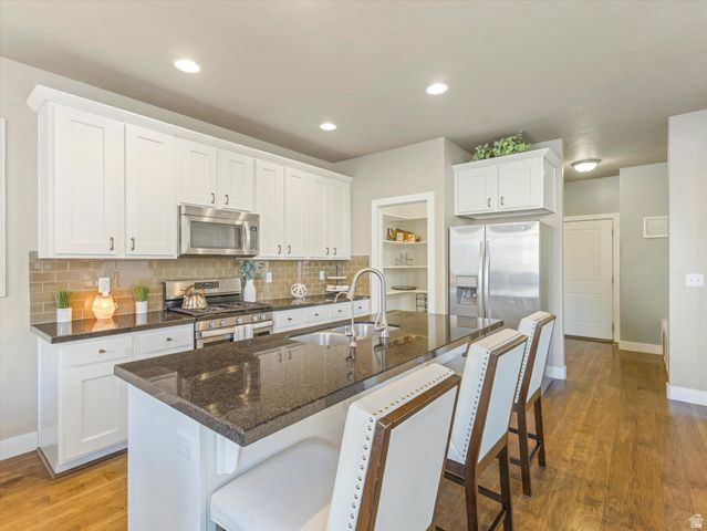 14829 S CLEAR WATER DR, Herriman, UT 84096