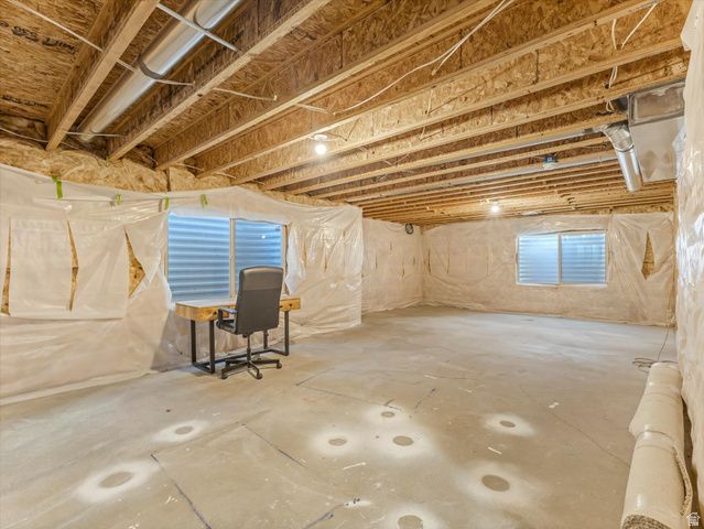 14829 S CLEAR WATER DR, Herriman, UT 84096