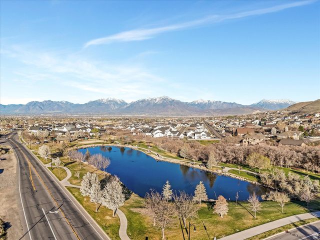 14829 S CLEAR WATER DR, Herriman, UT 84096