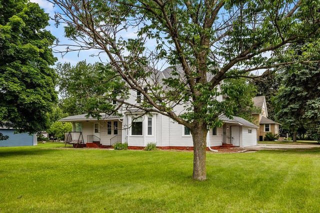 533 Main Street S, Cambridge, MN 55008