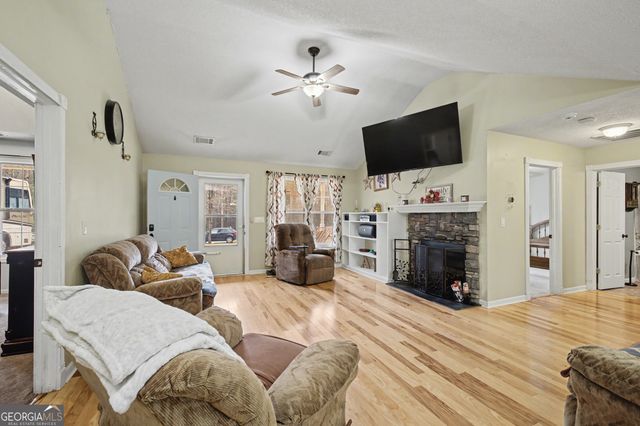 183 Buck Smith Road, Hogansville, GA 30230