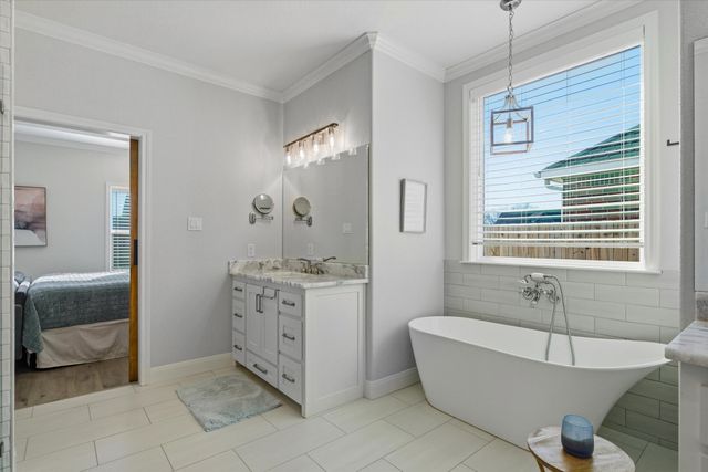 1825 Meadowview, Canton, TX 75103