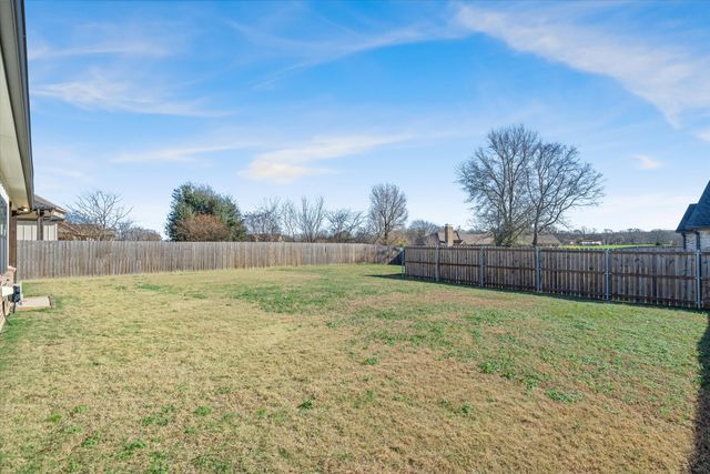 1825 Meadowview, Canton, TX 75103