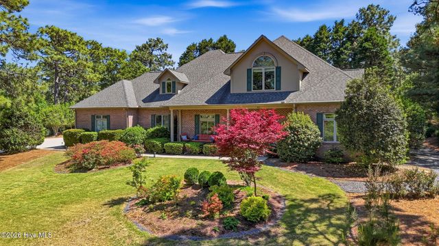 20 Walnut Creek Road, Pinehurst, NC 28374