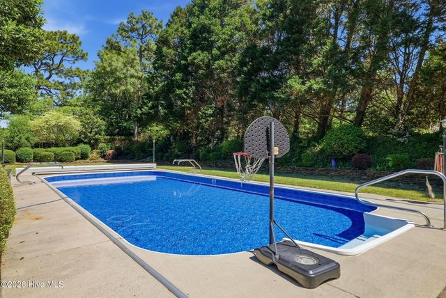 20 Walnut Creek Road, Pinehurst, NC 28374