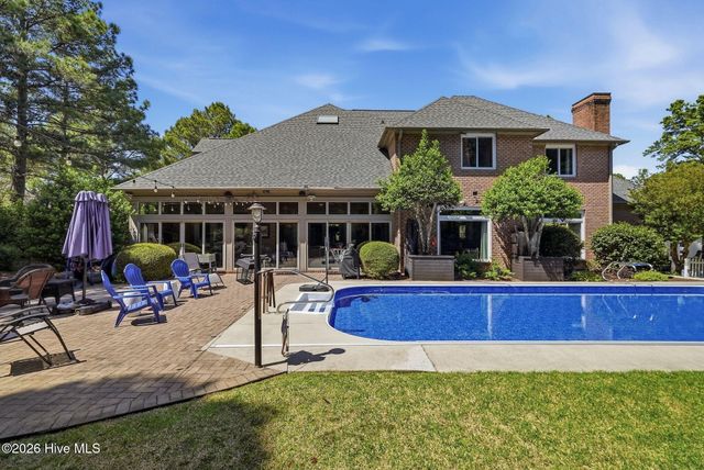 20 Walnut Creek Road, Pinehurst, NC 28374