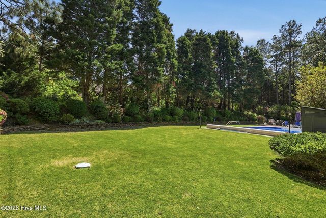 20 Walnut Creek Road, Pinehurst, NC 28374