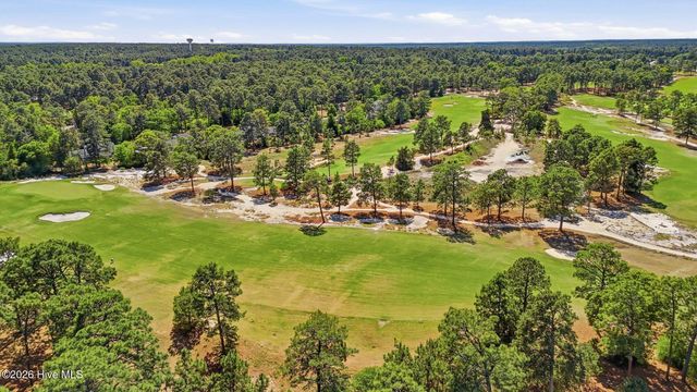 20 Walnut Creek Road, Pinehurst, NC 28374