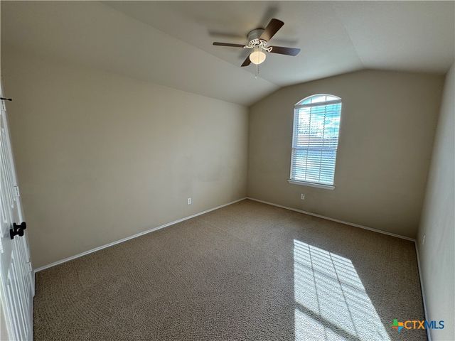 6704 Golden Oak Lane, Killeen, TX 76542