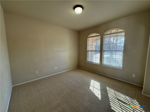 6704 Golden Oak Lane, Killeen, TX 76542