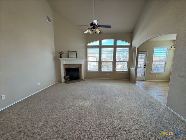 6704 Golden Oak Lane, Killeen, TX 76542