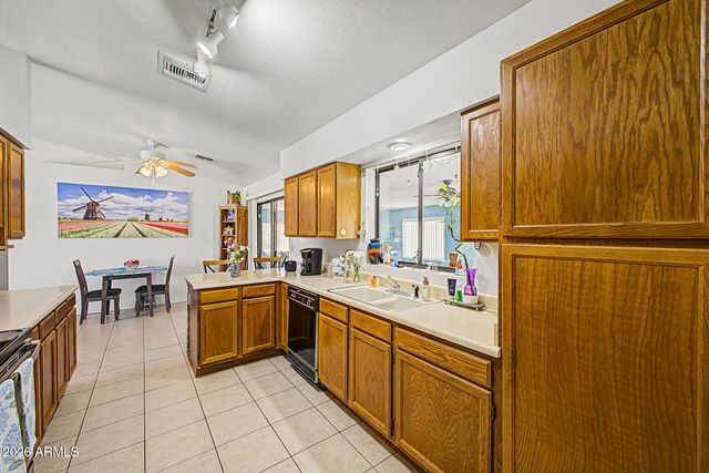 10565 W BUENA VISTA Drive, Arizona City, AZ 85123