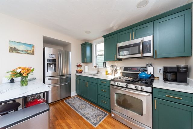 50 Brush Hill Rd, Milton, MA 02186