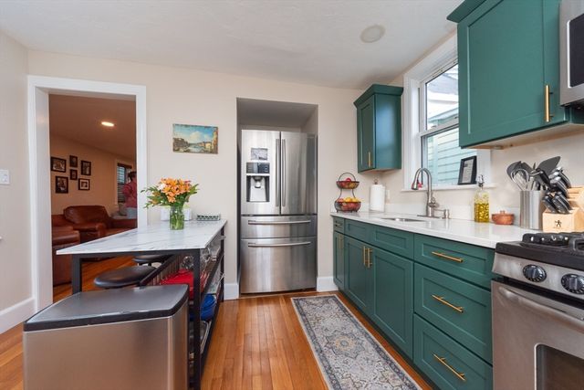 50 Brush Hill Rd, Milton, MA 02186