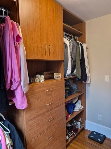 50 Brush Hill Rd, Milton, MA 02186