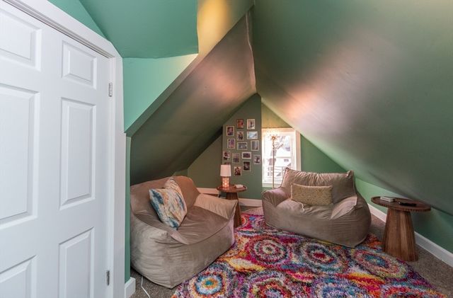 50 Brush Hill Rd, Milton, MA 02186