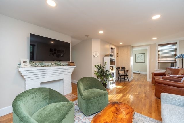 50 Brush Hill Rd, Milton, MA 02186