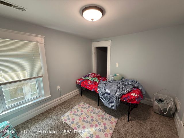 433 N Butler Boulevard, Lansing, MI 48915