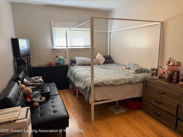 433 N Butler Boulevard, Lansing, MI 48915