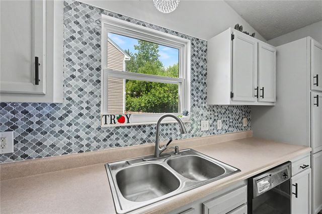 875 Gearhardt Lane, Troy, OH 45373
